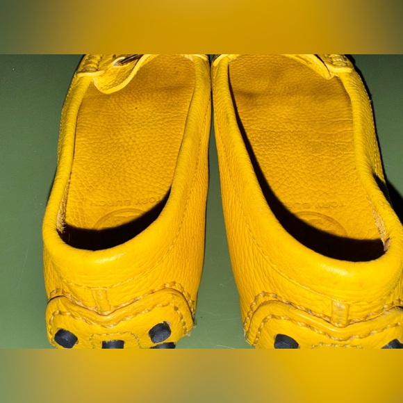 Tory Burch Kendrick Yellow Pebbled-Leather Loafers - Picture 6 of 9